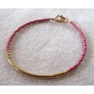 Raspberry with Gold Filled Bar beaded Bracelet